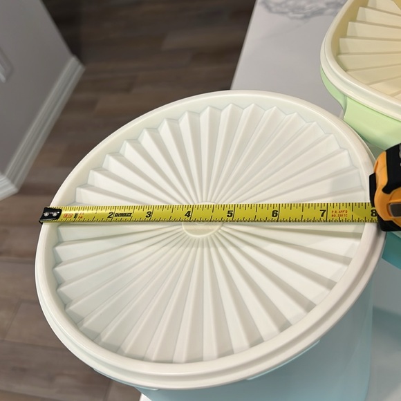 Cute. Tupperware 8pc Set - Picture 6 of 16